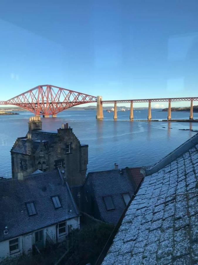 Forth Reflections Self Catering South Queensferry Bagian luar foto