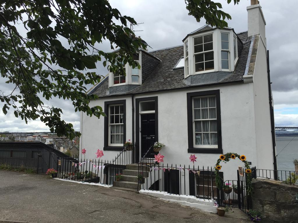 Forth Reflections Self Catering South Queensferry Bagian luar foto
